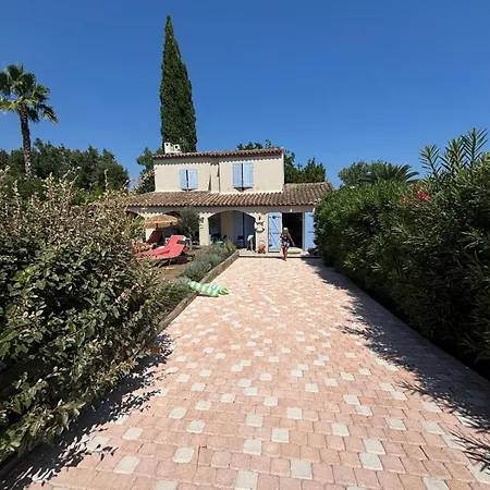 With Pool 2,5km From Saint-tropez Сasa de vacaciones *