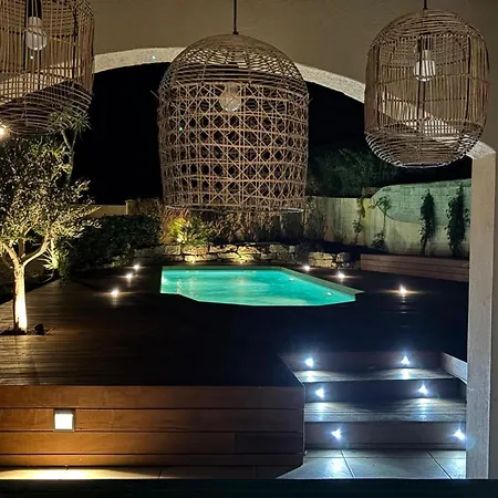 With Pool 2,5km From Saint-tropez Gassin