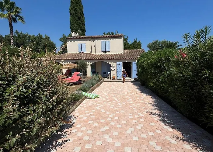 With Pool 2,5km From Saint-tropez Ferienhaus *